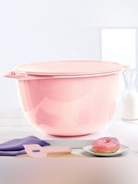 Tupperware Thatsa Airtight, Leakproof, Mixing Bowl 14 L (59 Cups) glossy Pink